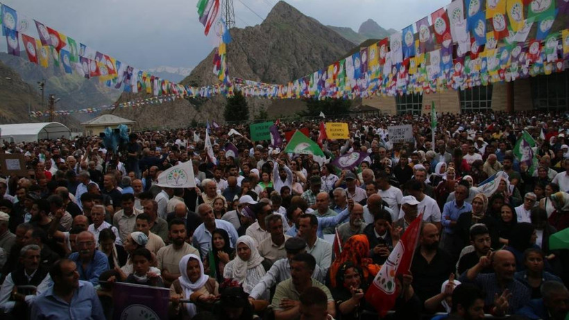 Fotoğraflarla büyük Hakkari mitingi - Resim: 9